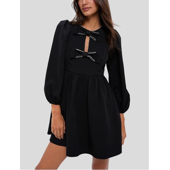 Tuckernuck Dresses & Skirts - HYACINTH HOUSE
Embellished Bow Blair Mini Dress